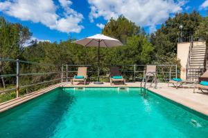 Der Swimmingpool an oder in der Nähe von Can Company