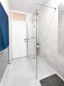 Ένα μπάνιο στο Liberty Stockwell Rooms