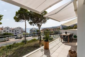 Balkón alebo terasa v ubytovaní Torrequebrada sea view apartment by Costarentals - Ref 183