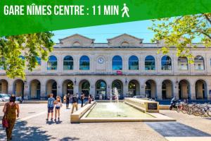 Fotografia z galérie ubytovania Studio Orange - Plein Centre v destinácii Nîmes