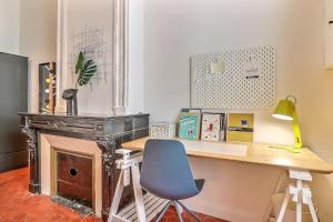 Zdjęcie z galerii obiektu Le Yellow - Central - Climatisé w mieście Nîmes