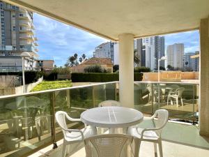 Balkón nebo terasa v ubytování 2 Bedrooms Apartment in Calpe LARIMAR