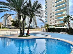 Bazén v ubytování 2 Bedrooms Apartment in Calpe LARIMAR nebo v jeho okolí