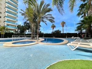 Bazén v ubytování 2 Bedrooms Apartment in Calpe LARIMAR nebo v jeho okolí