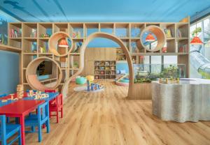 Die Bibliothek im Hotel