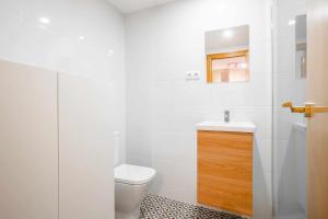 A bathroom at Luminoso apartamento cerca de la playa