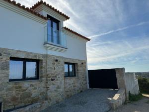 Fotografie z fotogalerie ubytování LUX House 15 min Fatima - Nazare v destinaci Leiria