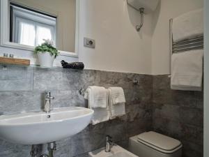 A bathroom at B&B My Way