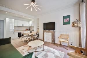 Kuchyňa alebo kuchynka v ubytovaní 3G#Appart 6Pers#2 Chambres#Commerce#Paris 15#AC