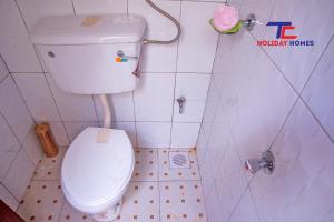 Φωτογραφία από το άλμπουμ του 3 Bed House - Sleeps 8 Wifi Parking Pets σε Bunamwaya +34 φωτογραφίες