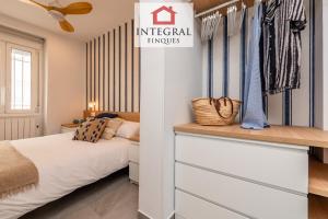 Posteľ alebo postele v izbe v ubytovaní Les Terrasses Apartament Palamós