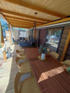 Posezení v ubytování Mobile Home Limona