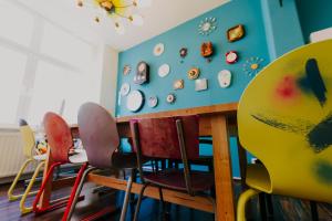 Predel za sedenje v nastanitvi LaLeLu Hostel Dresden