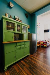Kuhinja oz. manjša kuhinja v nastanitvi LaLeLu Hostel Dresden