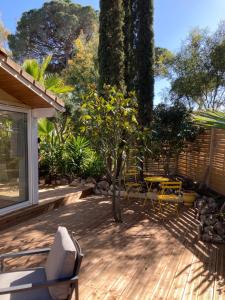 Vonkajšia záhrada v ubytovaní Chalet Mimosas