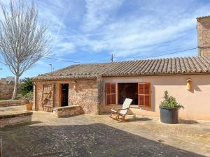 The building in which the holiday home is located