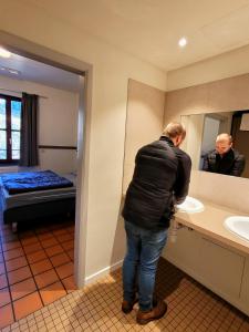 Postel nebo postele na pokoji v ubytování Auberge de Jeunesse de Bouillon