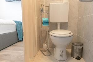 Et bad på Standard 3BR Apt Near Hauptbahnhof