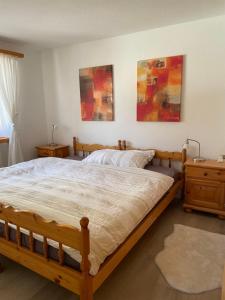 Postel nebo postele na pokoji v ubytování Apartment Eva 304 by Interhome