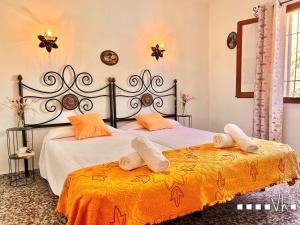 Ένα ή περισσότερα κρεβάτια σε δωμάτιο στο VH CostaBlanca - POLEN +49 φωτογραφίες