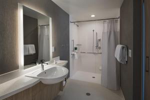 Koupelna v ubytování SpringHill Suites by Marriott Denver West/Golden