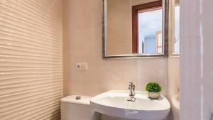 Kúpeľňa v ubytovaní Villa Angeles Nerja by Ruralidays