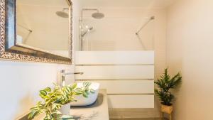 Kúpeľňa v ubytovaní Villa Angeles Nerja by Ruralidays