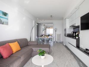 Posedenie v ubytovaní Apartment L'Angelina-1 by Interhome