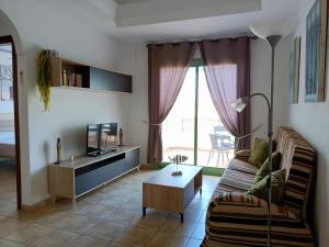 Estupendo Apartamento Gaudia電視和／或娛樂中心