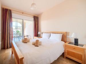 Posteľ alebo postele v izbe v ubytovaní Oasis la Cala 3 ,Pools, Parking and wifi