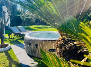 A garden outside Loft Terracina