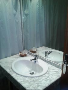 Koupelna v ubytování Hostal Meson Pepa