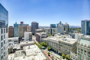 Gallery image of Oakland 1BR w AC WD Sky Deck next to BART SFO-558 in Oakland