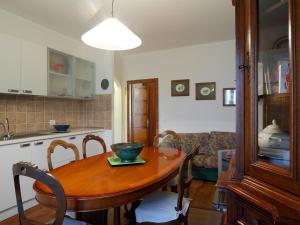 A kitchen or kitchenette at Agriturismo Le Spezie