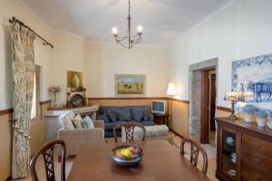 Posezení v ubytování Quinta Sta Luzia Carrascal + 37 fotografií