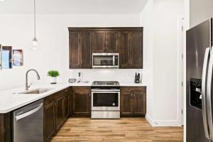 Kuchyň nebo kuchyňský kout v ubytování Red Cliffs Retreat Ocotillo #8 townhouse + 36 fotografií