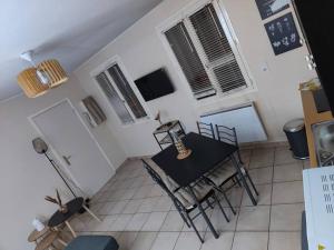 Fotografia z galérie ubytovania Appartement Gare Hyper Centre Ville v destinácii Troyes