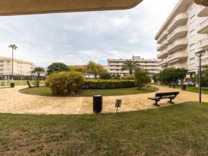 Zahrada ubytování Apartment Aguamarina 7 by Interhome