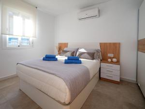 Posteľ alebo postele v izbe v ubytovaní Apartment Sakura by Interhome