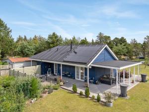 Zahrada ubytování Holiday Home Thorth - 1-3km from the sea by Interhome