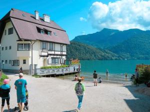 Zdjęcie z galerii obiektu Apartment Wolfgangsee Blick by Interhome w mieście St. Gilgen