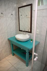 Hospedagem Vila Suiça Centro的一间浴室