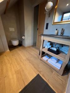 Koupelna v ubytování Guestsuite Couvert + 17 fotografií