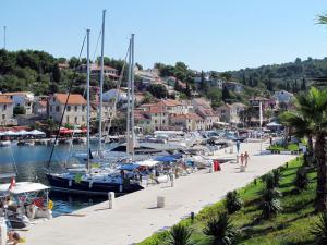 Fotografie z fotogalerie ubytování Holiday Home Neli - ISO305 by Interhome v destinaci Rogač
