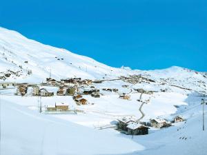 Apartment Trepalle by Interhome during the winter