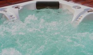 Fotografia z galérie ubytovania La petite duchesse - jaccuzzi v destinácii Plérin