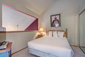 Katil atau katil-katil dalam bilik di River Mnt Lodge E302 +21 gambar