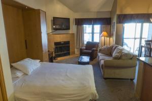 Ένα ή περισσότερα κρεβάτια σε δωμάτιο στο River Mtn Lodge E307 +22 φωτογραφίες