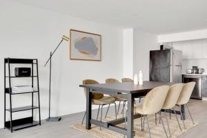 Kuchyň nebo kuchyňský kout v ubytování Tasteful Cobble Hill 3BR w WD nr TJ NYC-755 + 14 fotografií