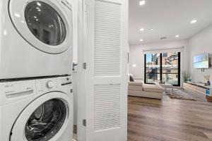 Gallery image of Entire Apt/2bd 2bth/Amer. Dream Mall/Nyc/EWR Airpt in Newark